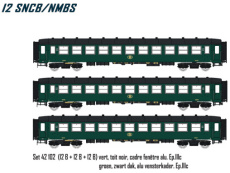 42102 Spoor HO, NMBS, set I2, DC, 3 x B11, groen, zwart dak, alu vensterkader. Ep.IIIc.