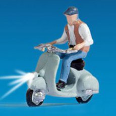 17511 Verlichte scooter